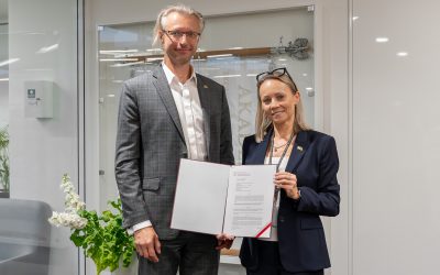 Ceremonial Announcement – We Are VIZJA University!