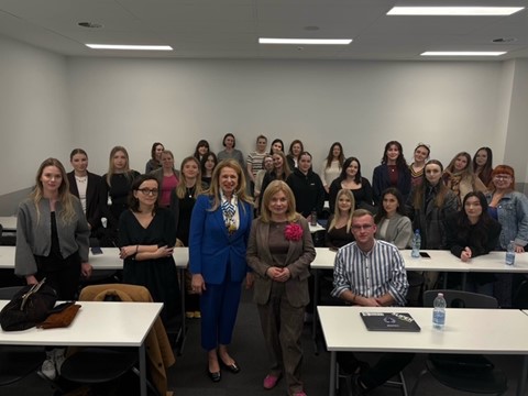 Politics Behind the Scenes – Members of Parliament Visit UEHS