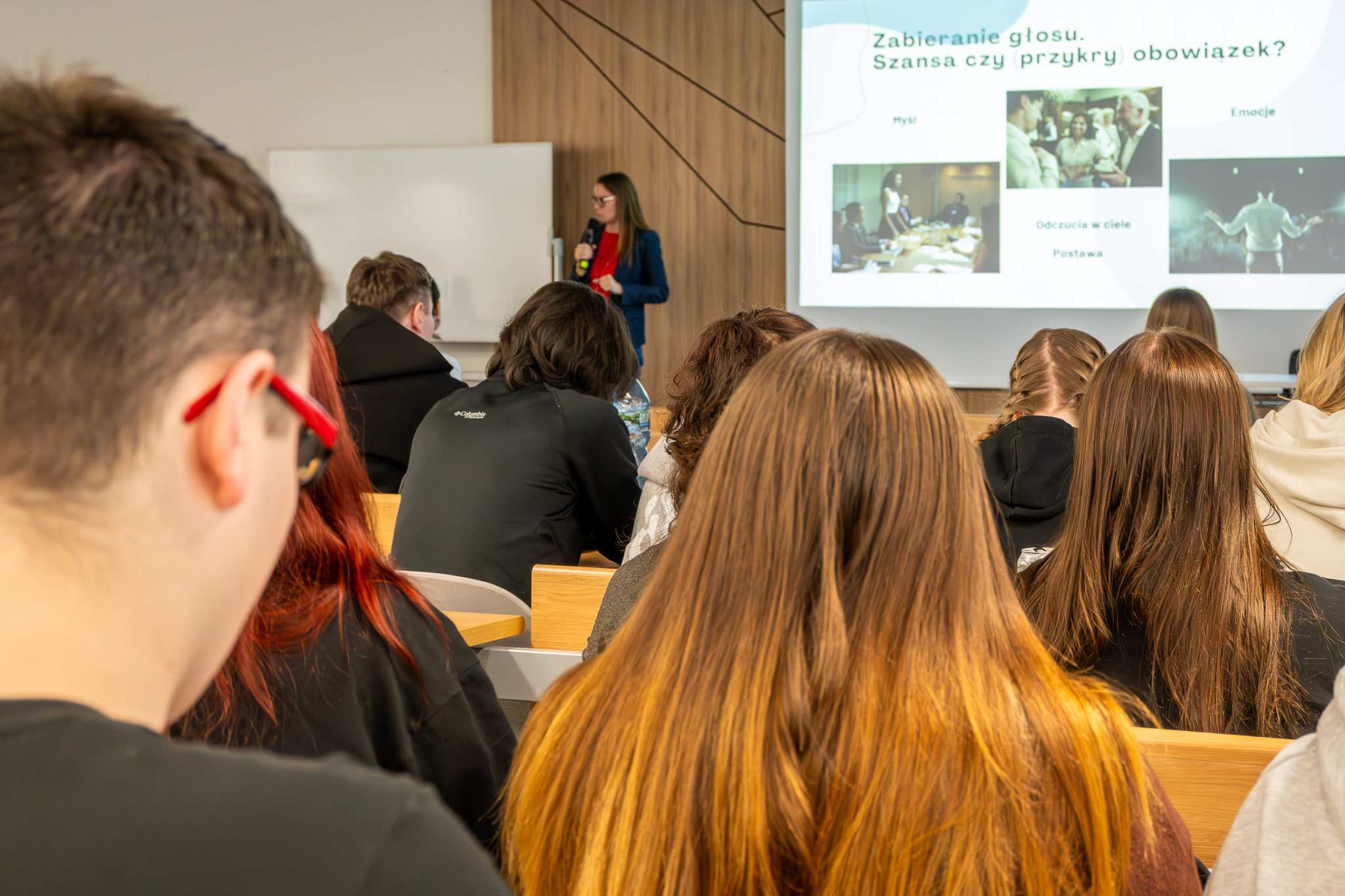 studenci na sali wykładowej