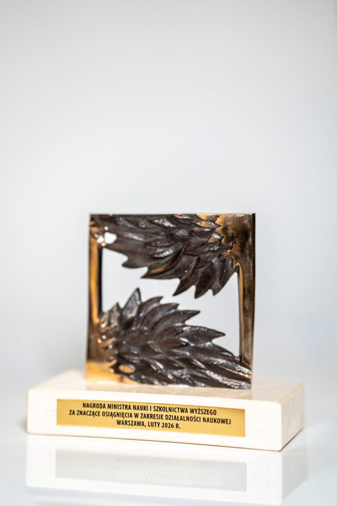 statuetka nagroda ministra nauki