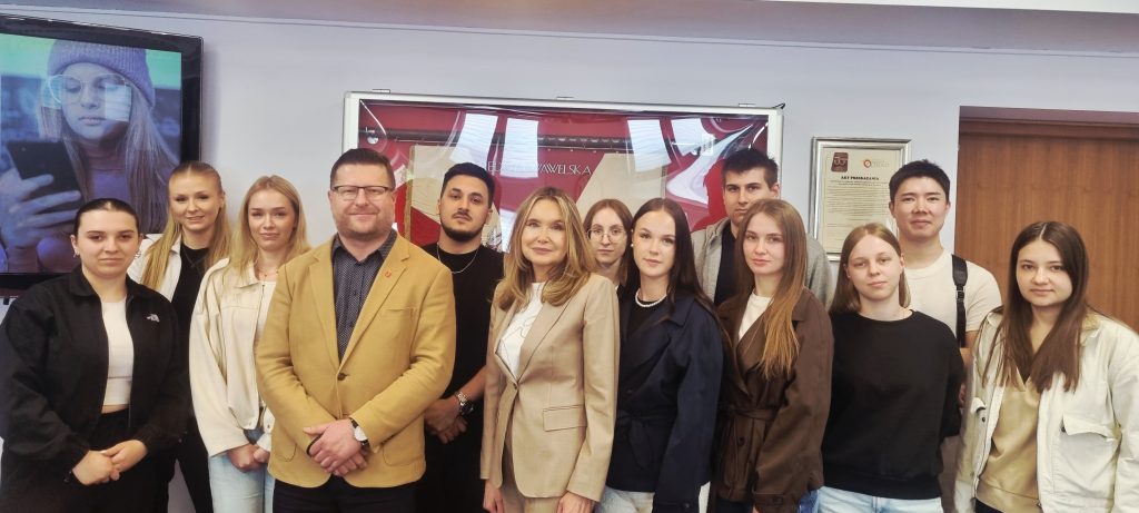 Wizyta studyjna studentów Uniwersytetu VIZJA w Urzędzie Dzielnicy Ochota